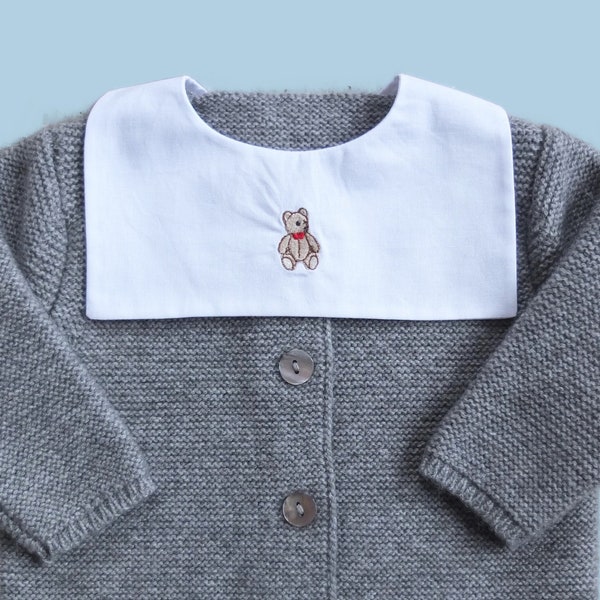 Faux col plastron blanc avec broderie ourson, col amovible brodé ourson