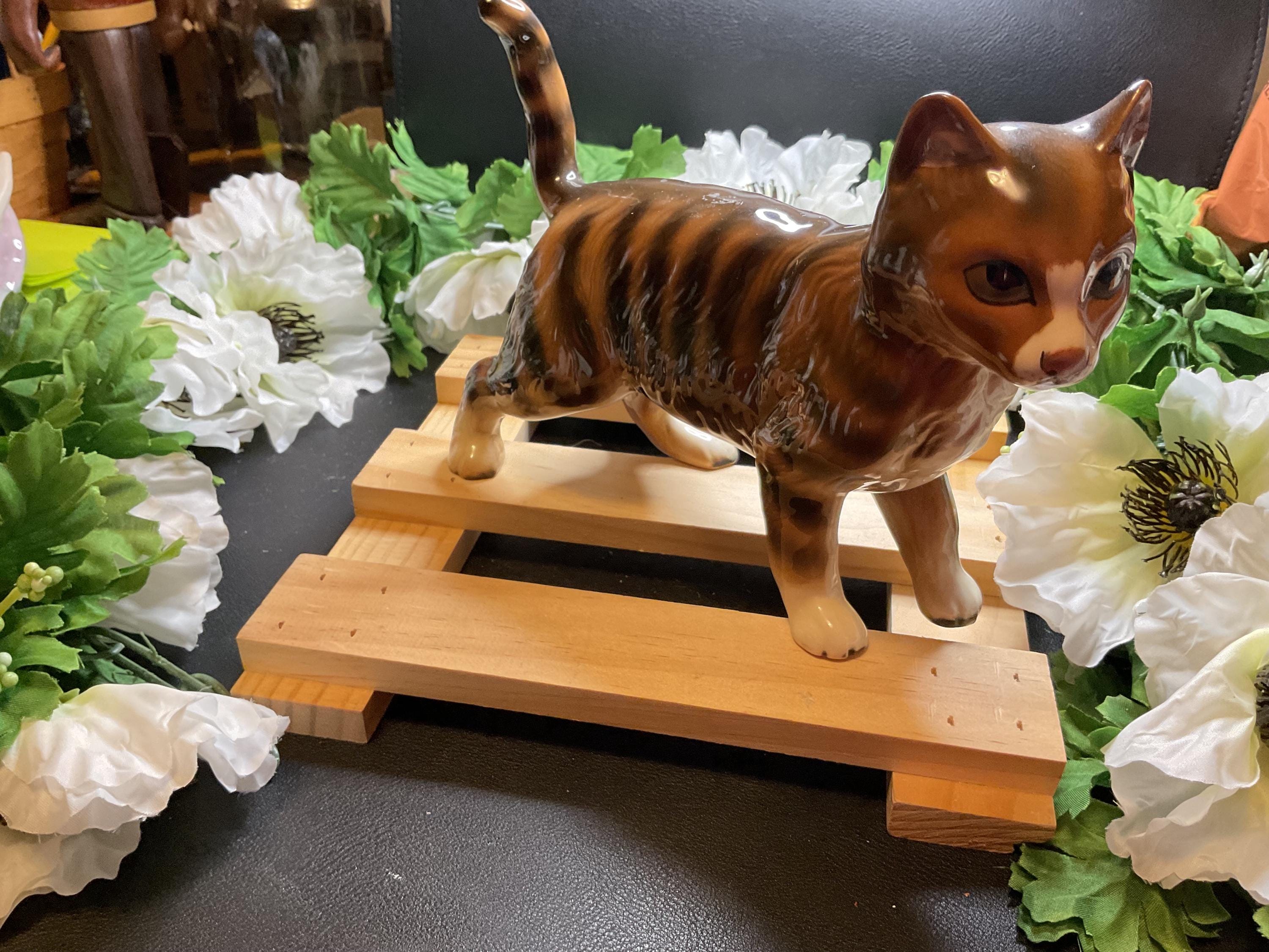 引退したリヤドロ バレンシア 女の子 フィギュア #4841 - 7インチ