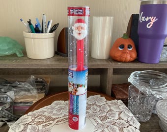 Kerstman-pez-dispenser Nieuw in tube 40% meer snoep: 11 inch hoog