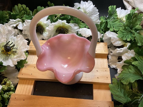 ヴィンテージ フェントン ピンク＆ホワイト フリルバスケット - 7