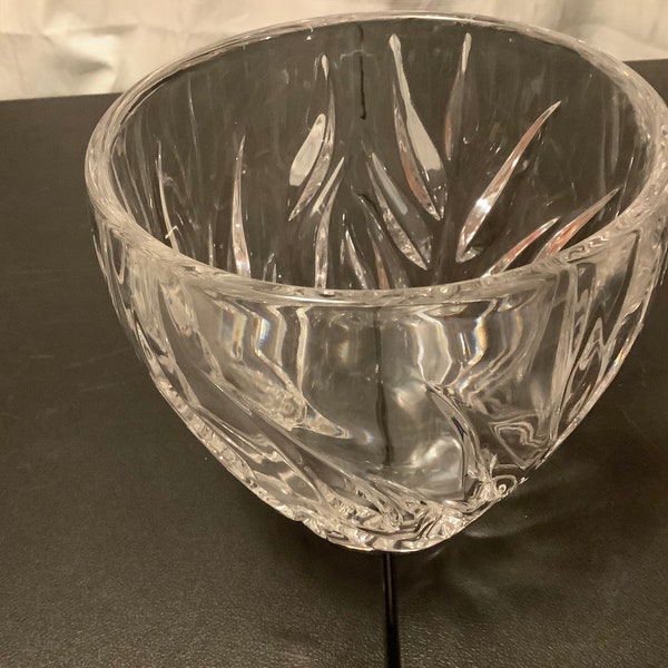 German crystal base or bowl full lead crystal Gorham Germany, abstract pattern