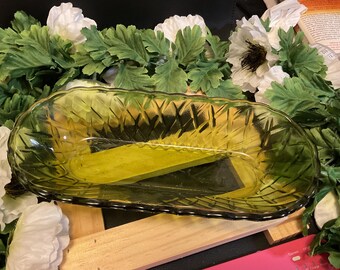 Avacado Green Basket Weave Oblong Dish Made by Indiana Glass Measures 10” Long
