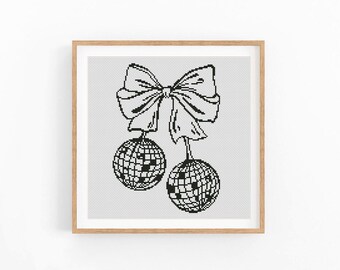 Schema per punto croce con palla da discoteca retrò, ciliegia moderna con fiocco (download PDF)