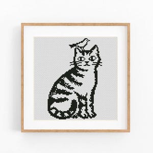 Rolig katt korsstygnsmönster PDF, primitiv randig kattunge med fågel, minimalistiskt enfärgat broderi, liten enkel djurdesign