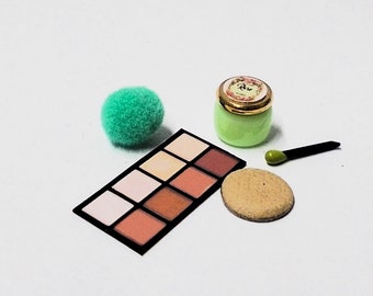 Dollhouse Cosmetic Set 4 items 1/12th Miniature