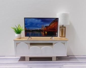 Móvel para TV moderno para casa de bonecas, feito à mão, escala 1/12.