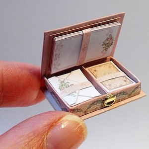 Puppenhaus Viktorian Briefpapier Box Briefumschläge Briefpapier Box Miniatur 1/12
