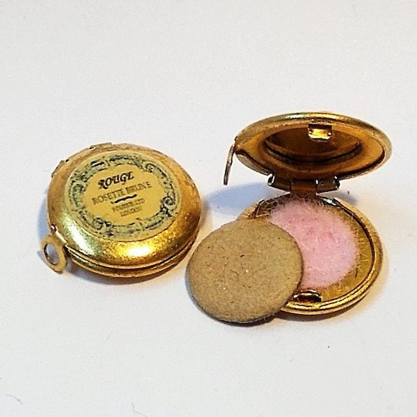 Dollhouse cosmetic-powder puff compact/rouge pot  1/12th Miniature