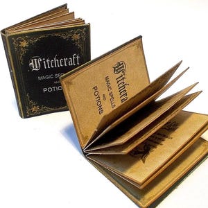 Dollhouse Witchcraft Spells & Potions Book 1/12th Miniature