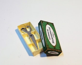 Dollhouse Miniature 1/12th dressmaking scissors with box 1:12