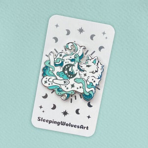 Moon Holder Wolf - Winter | Hard Enamel Pin