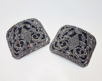 Par antiguo de clips para zapatos de acero cortado