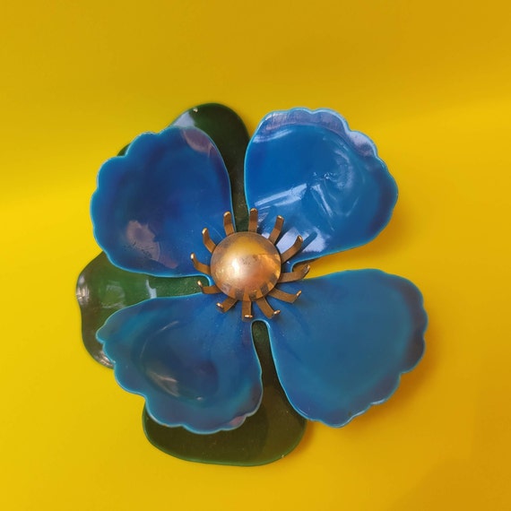 Large Sarah Coventry Tahitian Flower Blue Metal F… - image 6