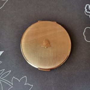 Bell Telephone 12 Year Attendance Award Stratton Powder Compact - Ongebruikt, nieuw in doos