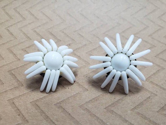 Vintage Western Germany White Art Glass Earrings - image 2