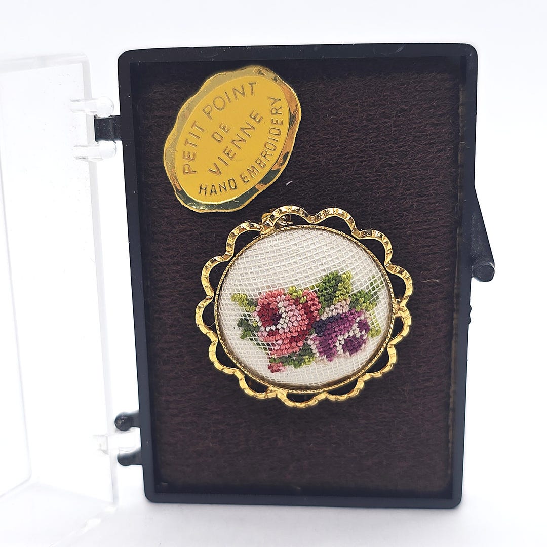 Vienna Pin Graphics Vintage Petit Point Brooch, Vienna Austria Floral Embroidery Pin - Etsy