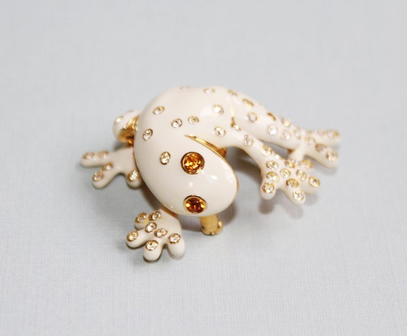 Joan Rivers White Enameled Frog Pin - image 2