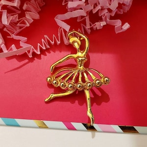 Ballerina Dancer Pin / Brooch