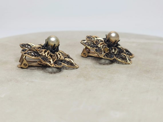 Coro Filigree and Pearl Flower Clip On Earrings - image 9