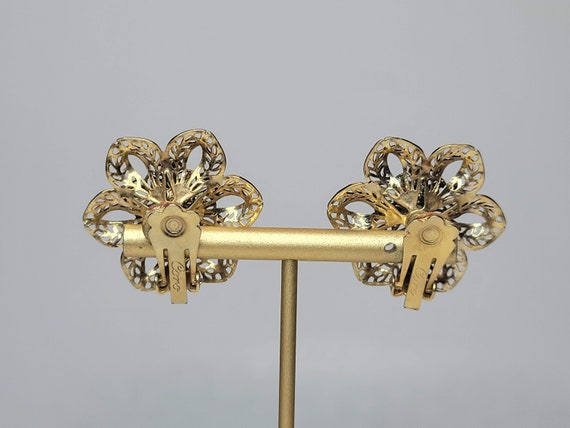 Coro Filigree and Pearl Flower Clip On Earrings - image 3