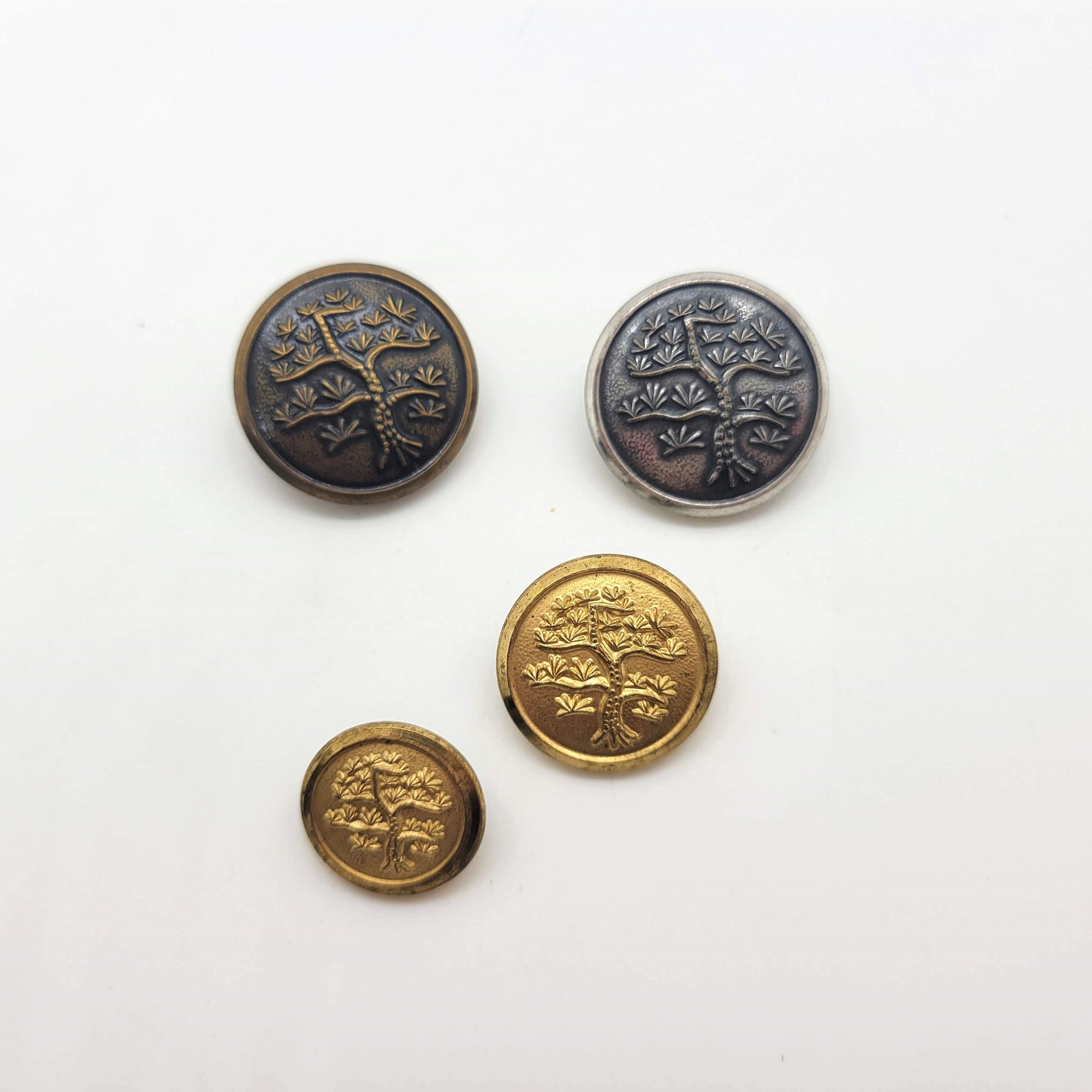 Set of 4 Tree Picture Buttons - Etsy