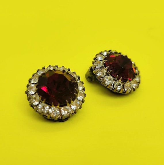 Early Weiss Red Rhinestone Button Clip On Earrings - image 4