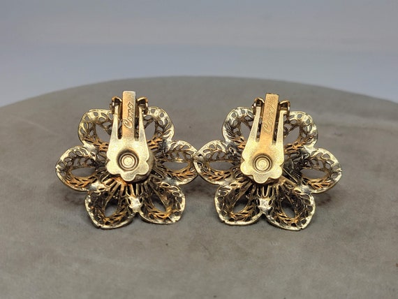 Coro Filigree and Pearl Flower Clip On Earrings - image 8