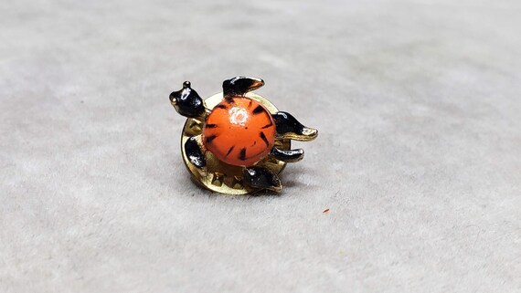 Vintage Enameled Tiny Turtle or Tiny Bug Lapel Pi… - image 4