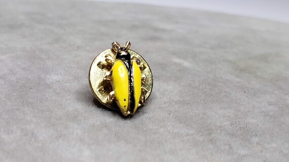 Vintage Enameled Tiny Turtle or Tiny Bug Lapel Pi… - image 8