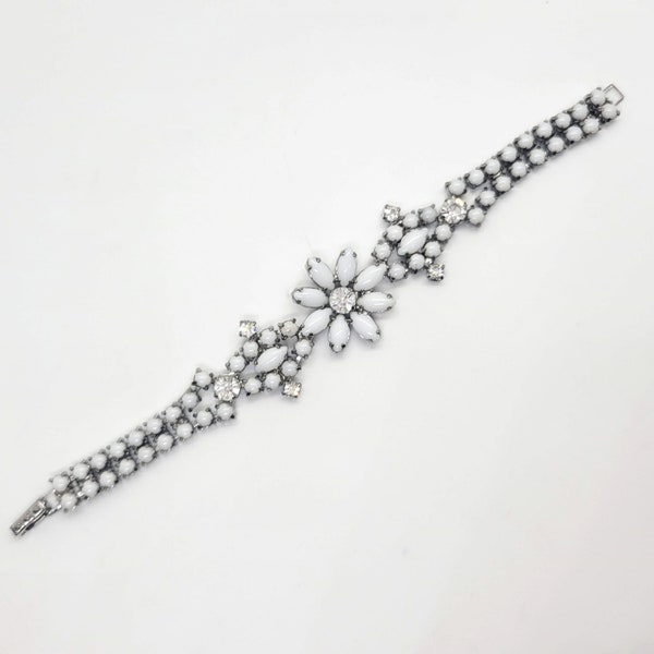 La-Rel White Milk Glass Flower Bracelet