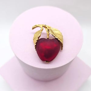 Austria fruit brooch - Etsy 日本
