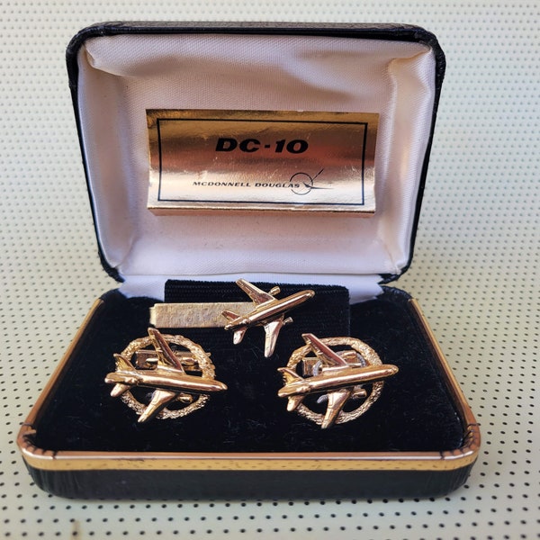 McDonnell Douglas DC-10 Cuff Links and Tie Bar Set