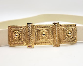 Judith Leiber White snakeskin Belt with Ornate Gold Sculpted Buckle Judith Leiber | Accessories | Judith Leiber White Snakeskin  main image 3