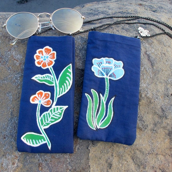 Hand painted glasses case, batik tulis bag, soft eyeglasses pouch, custom sunglasses case, personalized glasses bag, handmade glasses pouch