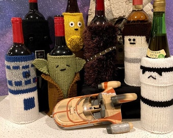 Star Wars Inspired Wine Bottle Cover, Wine Bottle Cozie - Hand Knit