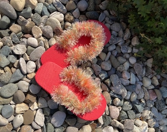 Fuzzy Fluffy Flip Flops - Child