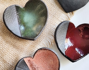 HANDMADE HEART DISH, black ceramic heart plate, trinket dish, black clay, side dish, small plate, jewelry holder and trinket tray multicolor