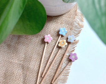 5pc TINY MULTICOLOR FLOWER stake set, garden decor, plant stake, plant markers, mini ceramic flowers, cake toppers, boho gift, tiny bouquet