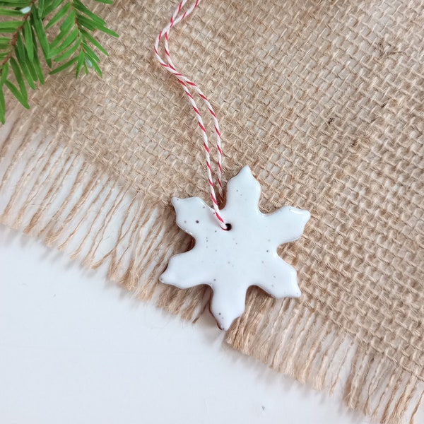 SPECKLED STONEWARE SNOWFLAKE white ornament, handmade ornament, gift tag, Christmas ornament, ceramic decor, minimalist style, hygge home