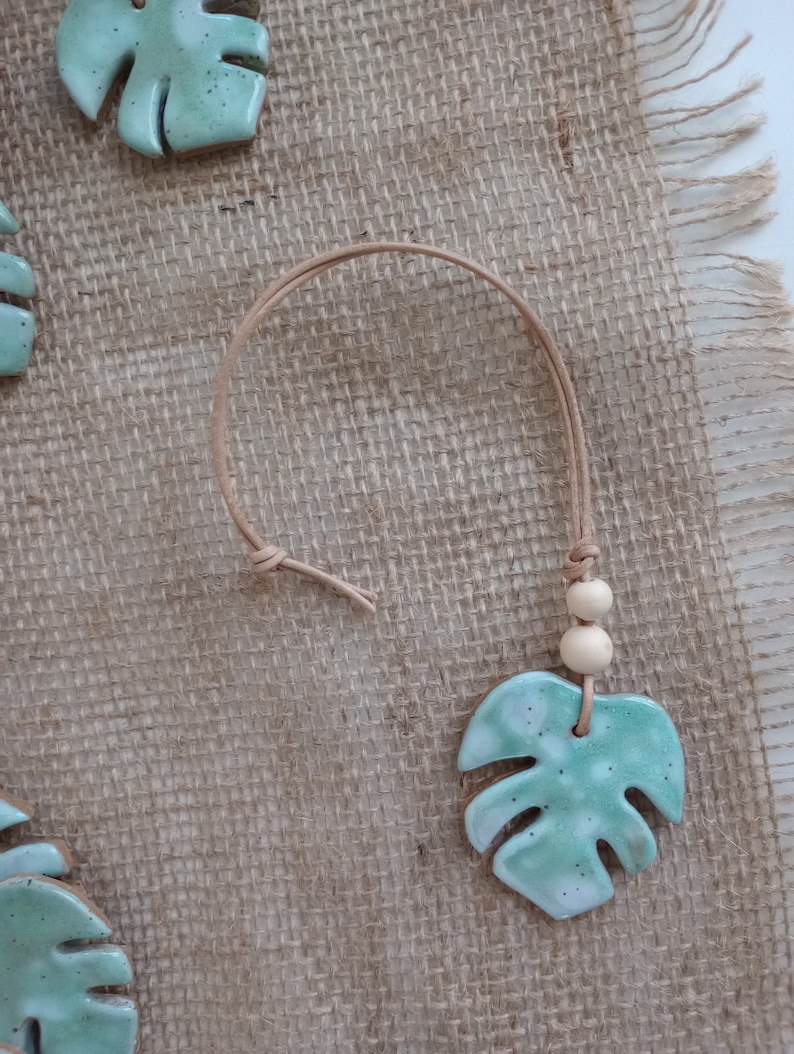 mini monstera diffuser