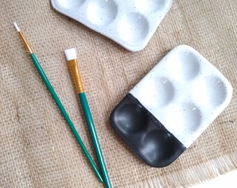 STONEWARE PAINT PALETTE, shiny white/matte black speckled, small ceramic palette, watercolor, acrylic, gouache, handmade, stoneware palette