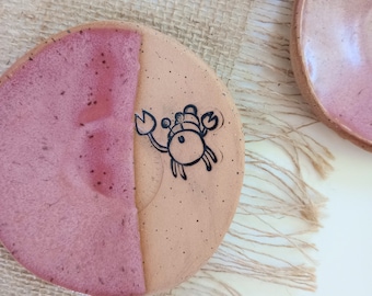 HERMIT CRAB DISH mottled red, speckled stoneware small plate, ceramic trinket dish, multipurpose dish, spoon rest, side dish, crab plate