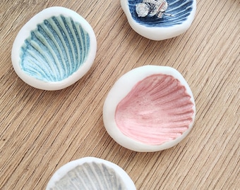 PORCELAIN SHELL DISH, ceramic trinket dish, textured ring dish, jewelry dish, trinket holder, seashell dish, ring holder, jewelry storage
