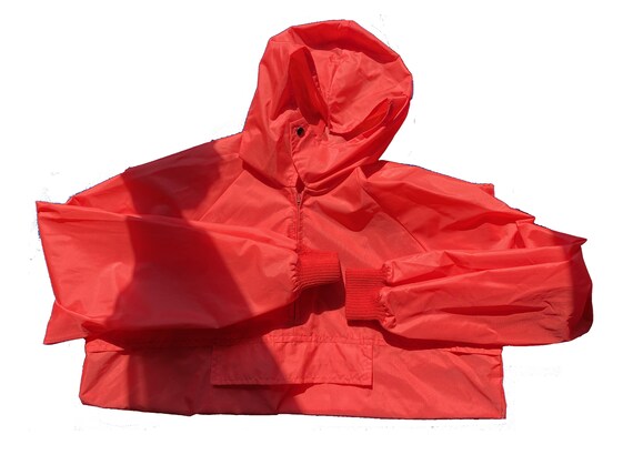 Red Rain Poncho // Vintage Rain Coat // Medium Unisex Raincoat