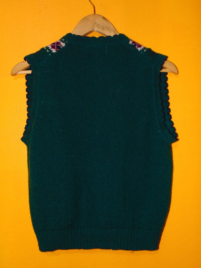 Vintage 1970s 80s green sweater 100/% wool knit sweater vest top mod hipster boho