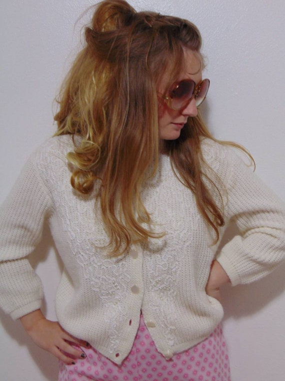 Vintage beaded white cardigan knit white top crea… - image 4