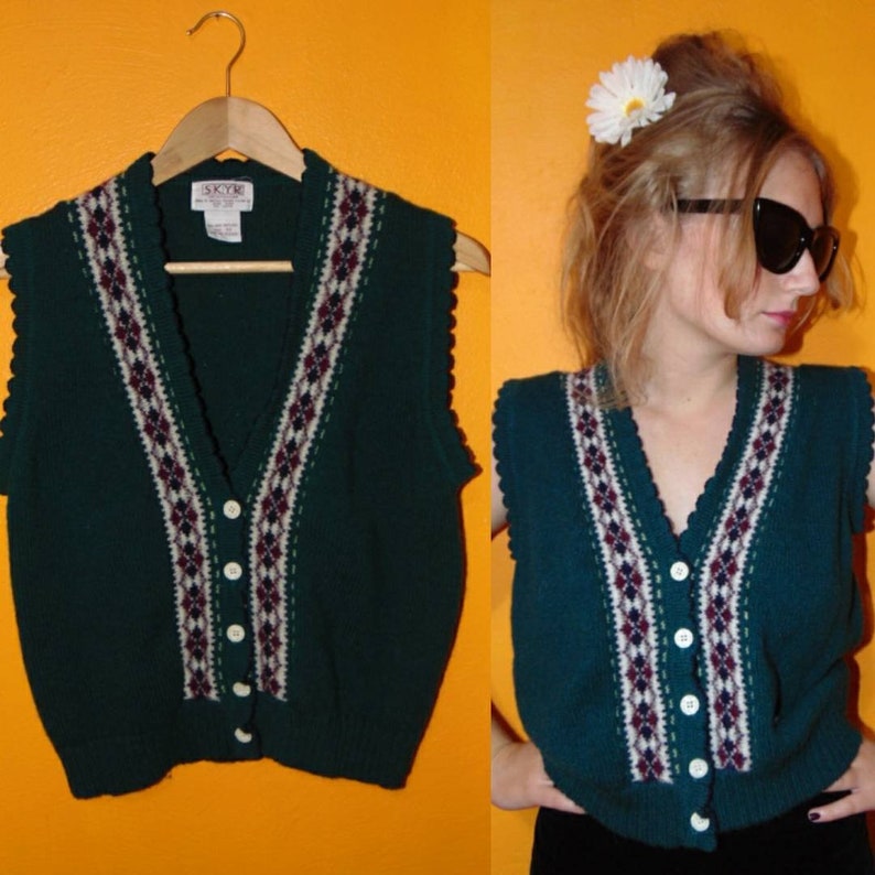 Vintage 1970s 80s green sweater 100/% wool knit sweater vest top mod hipster boho