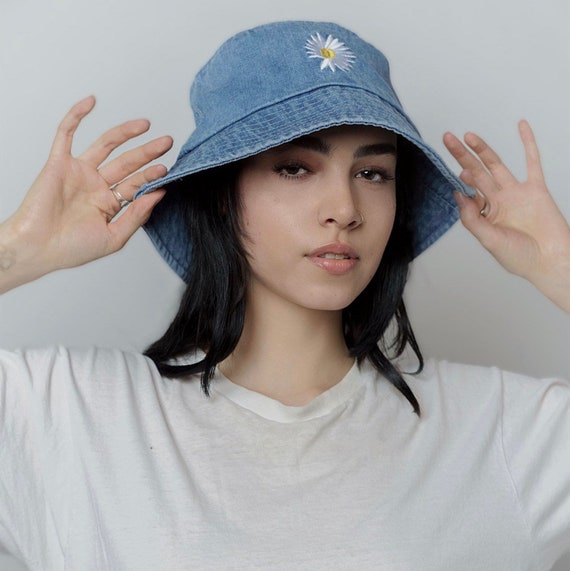 Denim Bucket Hat Embroidered Daisy 