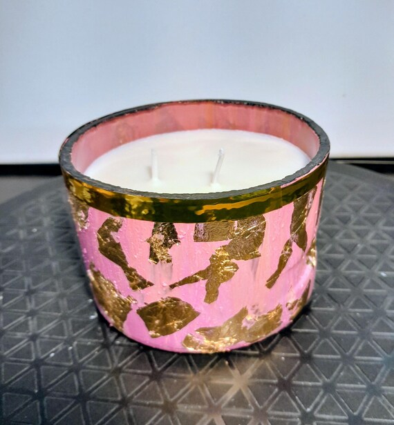 Handmade 24oz Soy Candle: Vanilla Scented with Colorful Acrylic Design