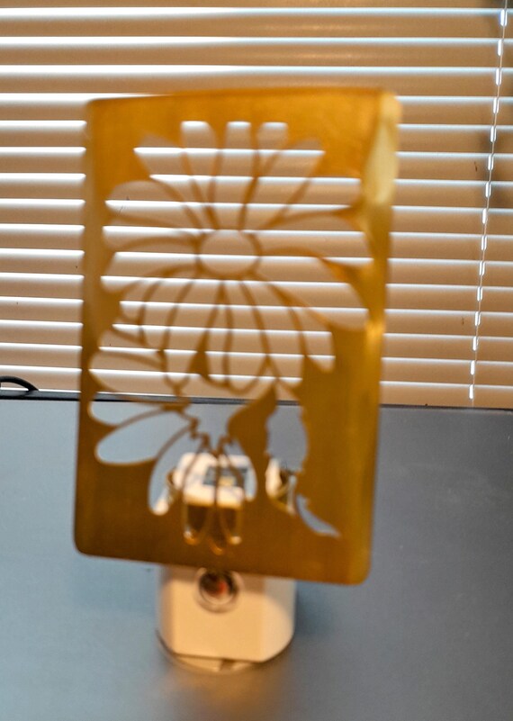 Brass LED Night Light with Sensor - Flower
